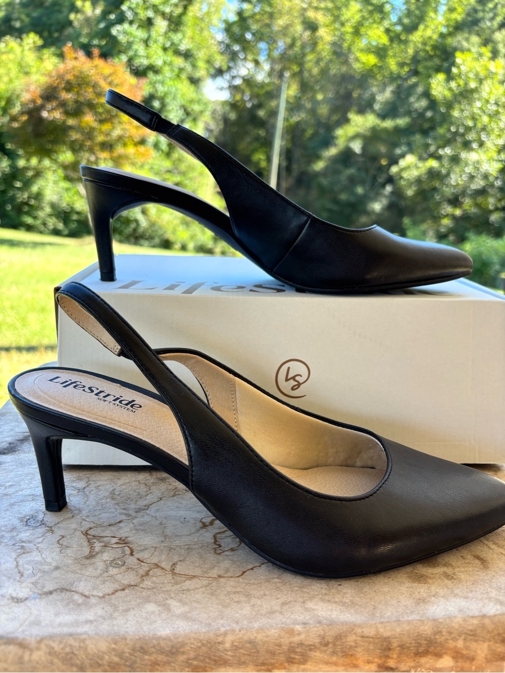 Life Stride Black Leather Slingback Pumps
